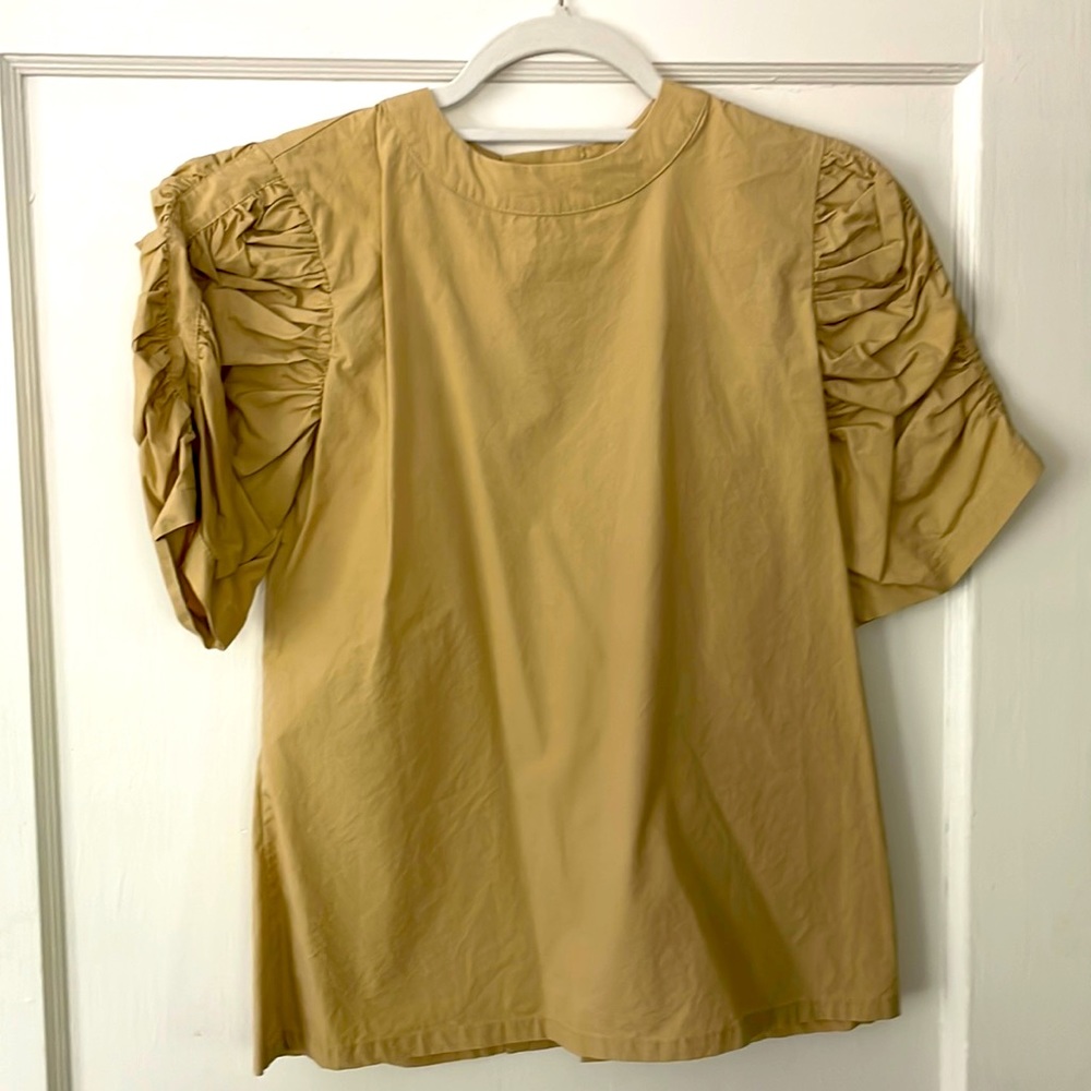 N by Nancy top
